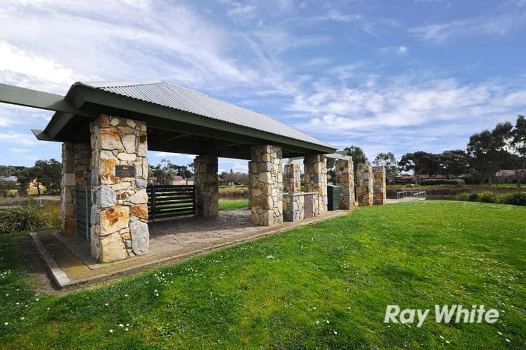 59 Tyndall Street, Cranbourne East VIC 3977, Cranbourne East - Thumbnail 7