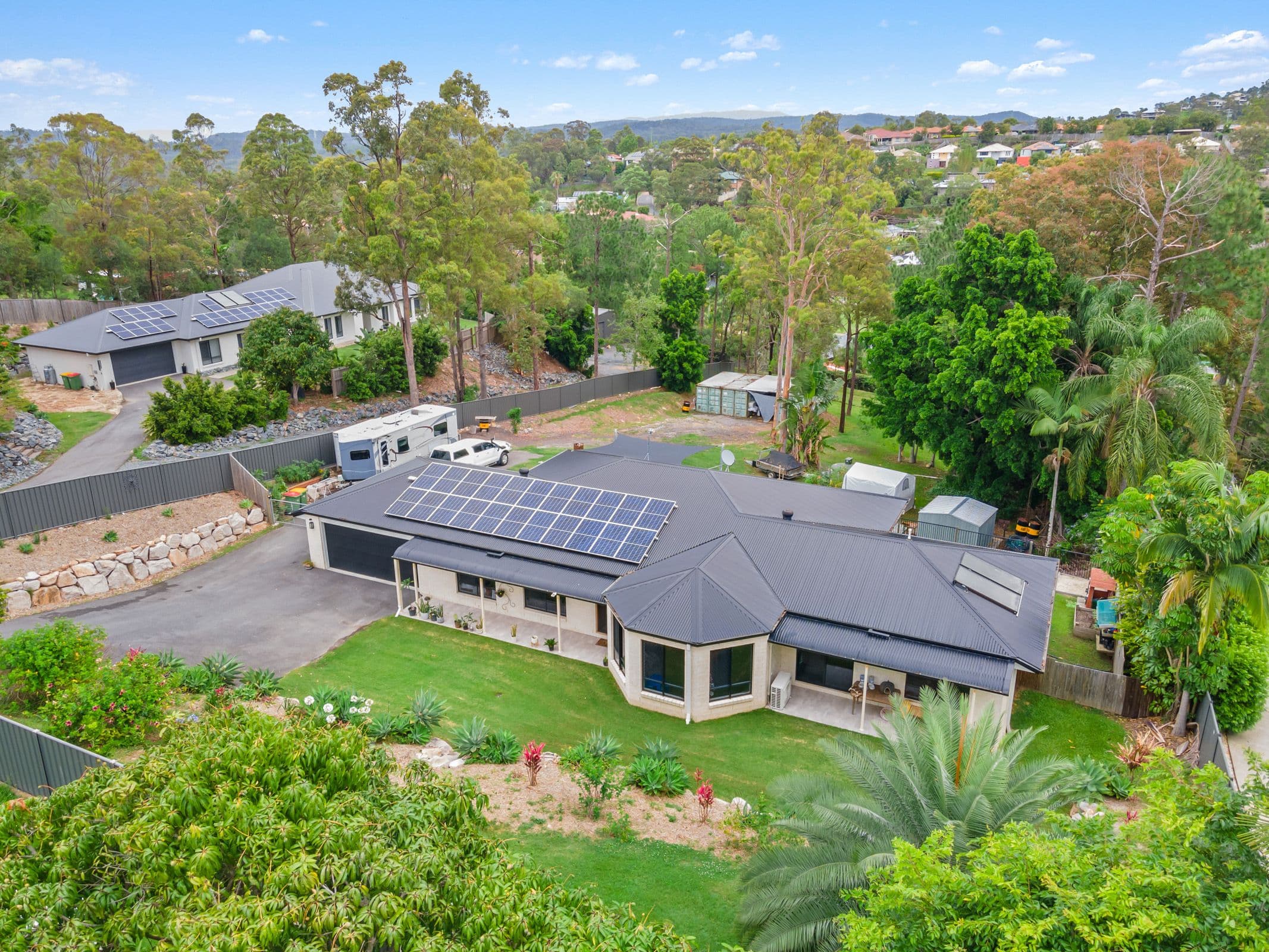 16B High Ridge Road, Gaven QLD 4211, Gaven - Thumbnail 2