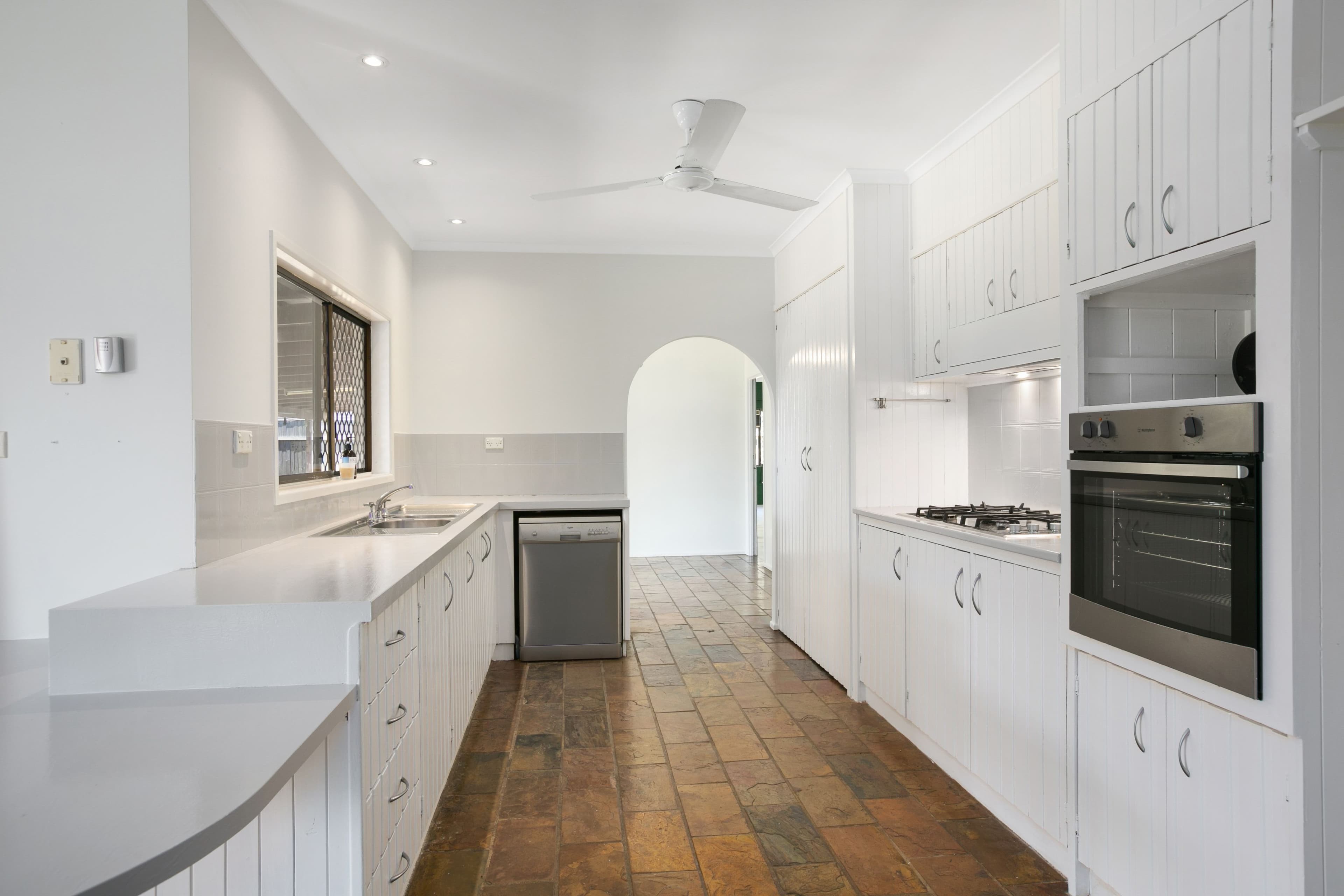4 Nimba Close, Smithfield QLD 4878, Smithfield - Thumbnail 4
