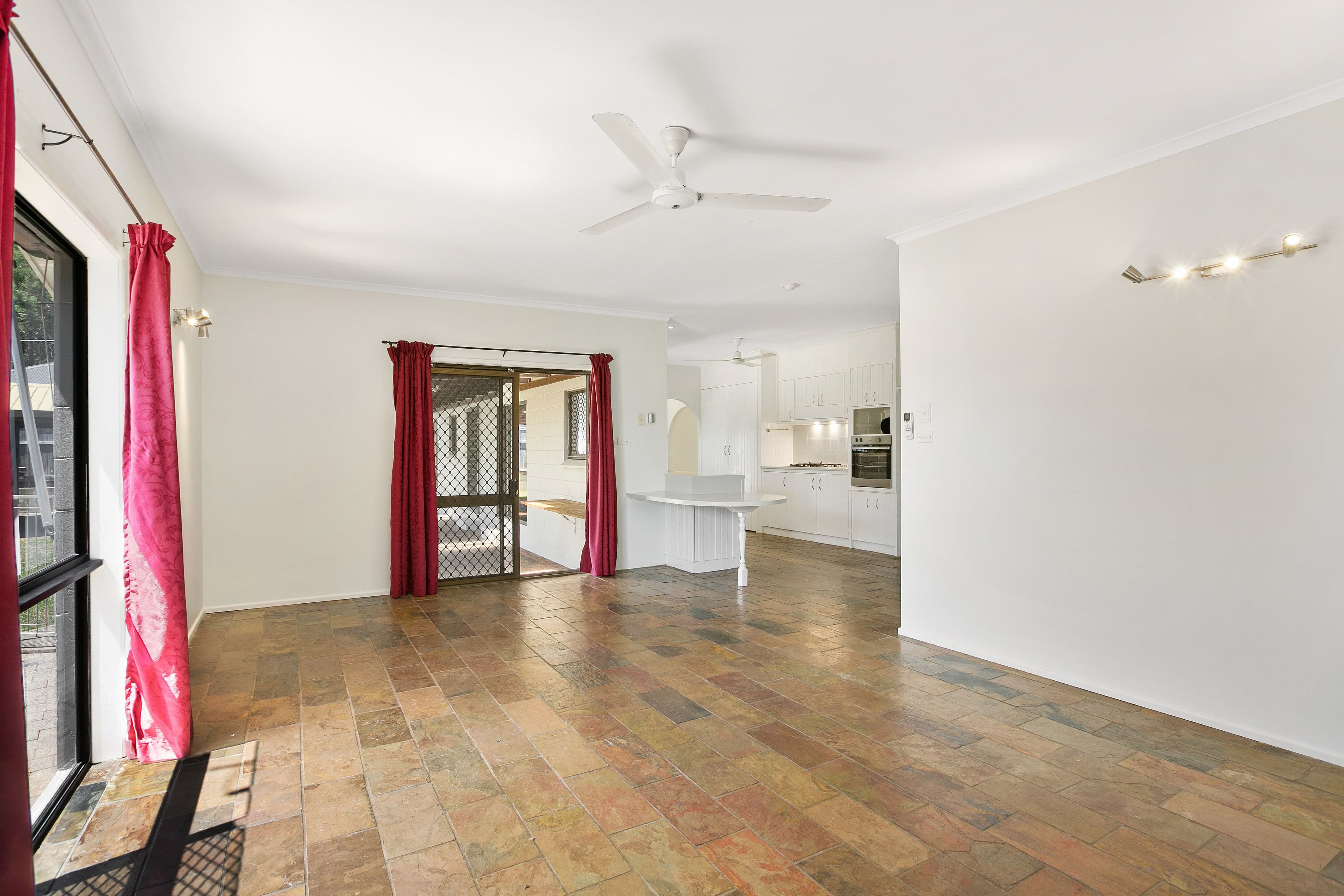 4 Nimba Close, Smithfield QLD 4878, Smithfield - Thumbnail 5