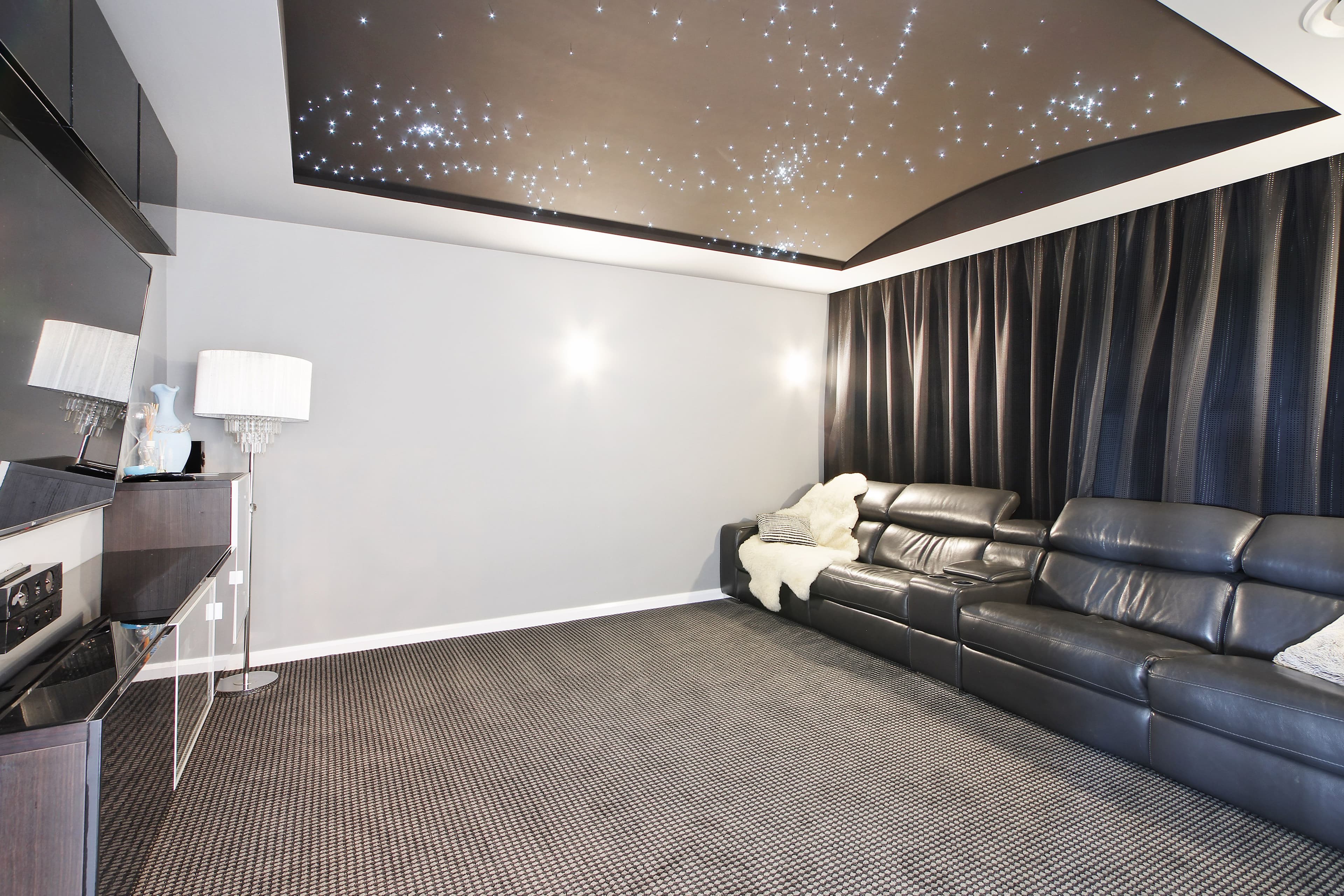 15 Catherine Crescent, Morphett Vale - Thumbnail 2