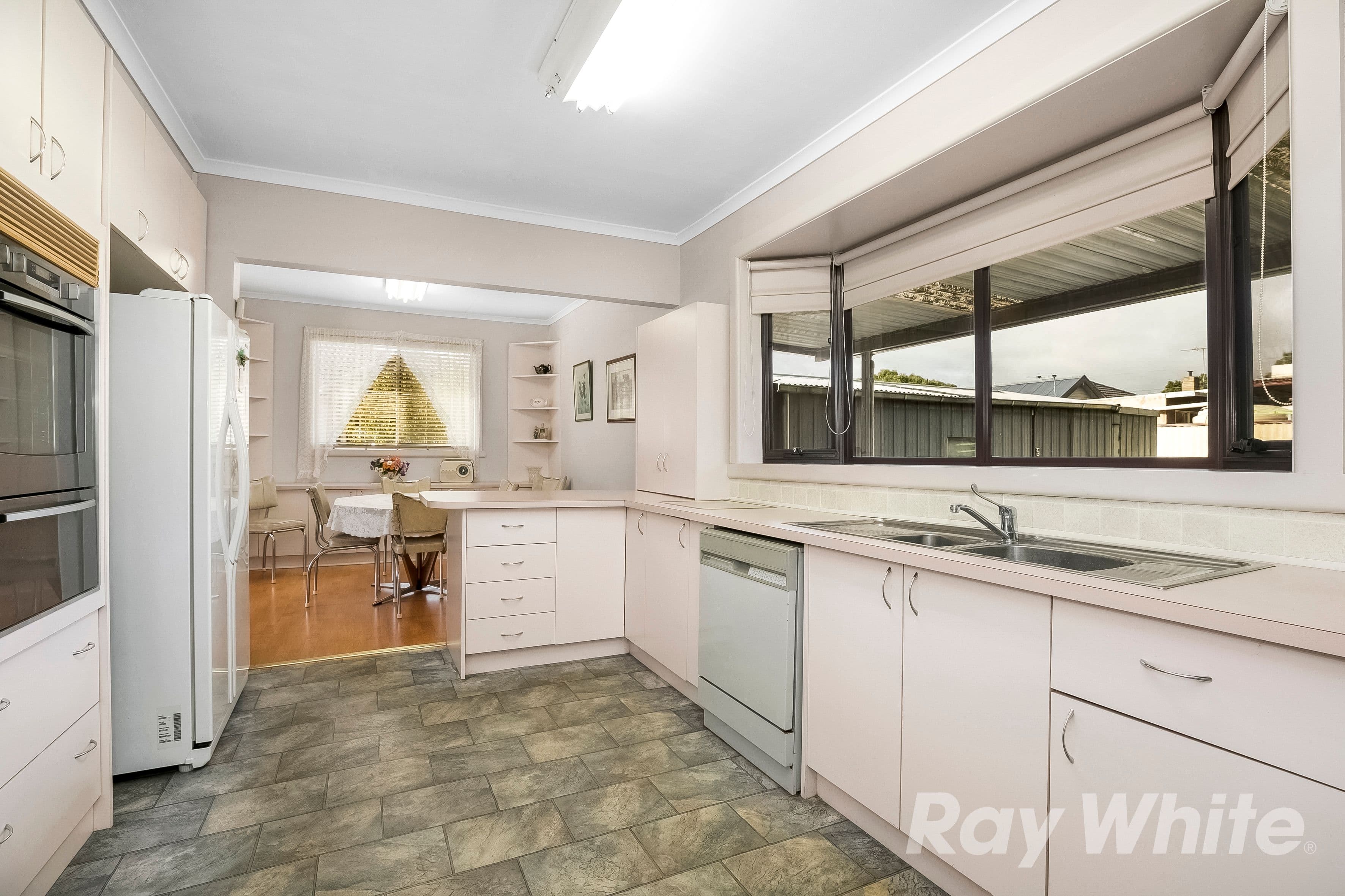 18 Keets Court, Springvale VIC 3171, Springvale - Thumbnail 4