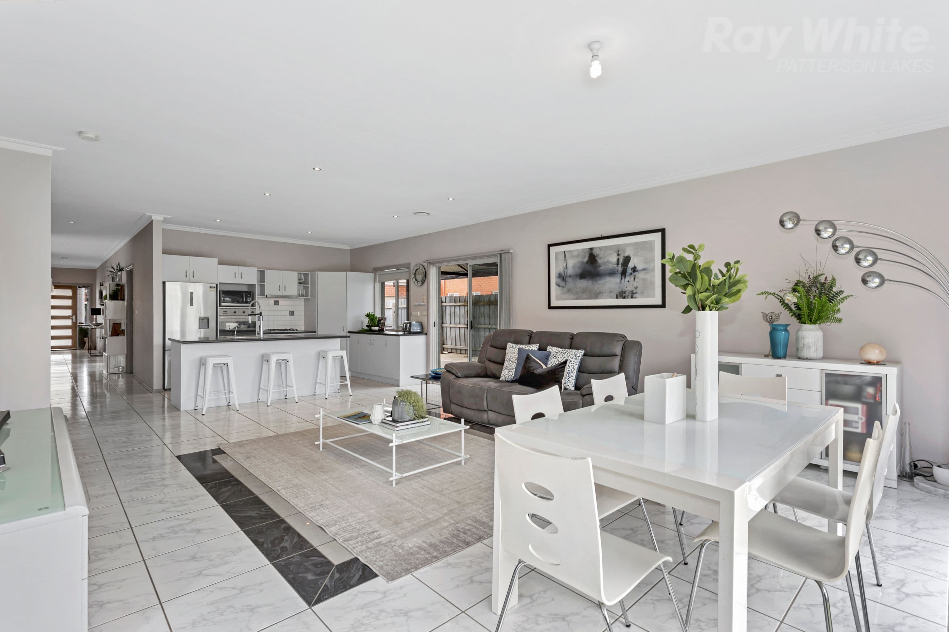 12 Oceanic Drive, Patterson Lakes VIC 3197, Patterson Lakes - Thumbnail 2