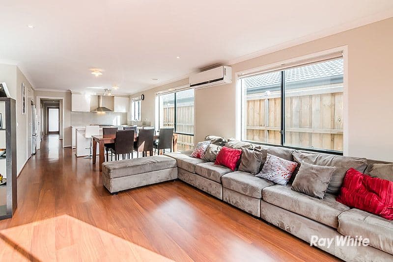 12 Guinea Flower Drive, Cranbourne West VIC 3977, Cranbourne West - Thumbnail 2