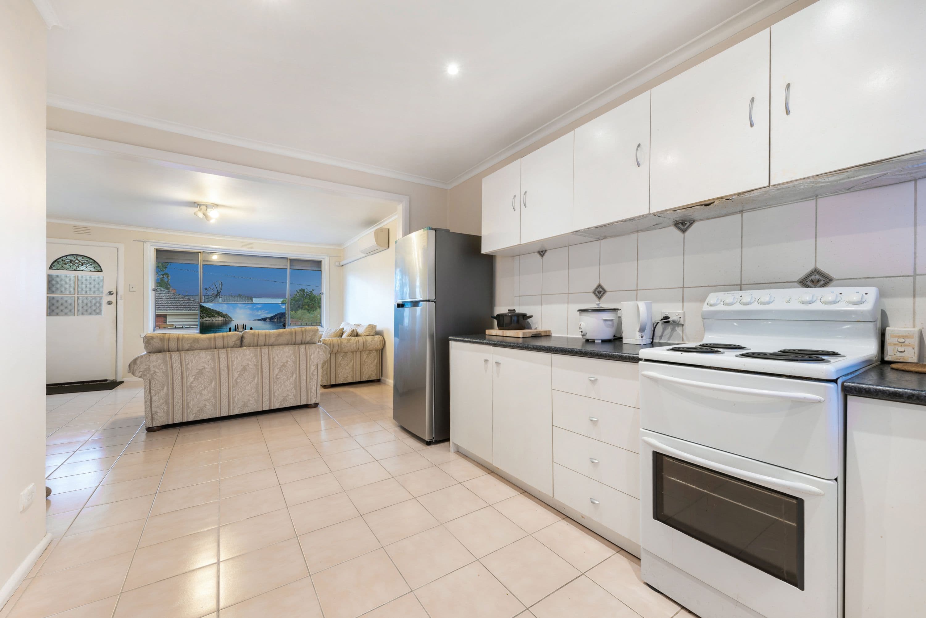 33 Gladstone Road, Dandenong VIC 3175, Dandenong - Image 1