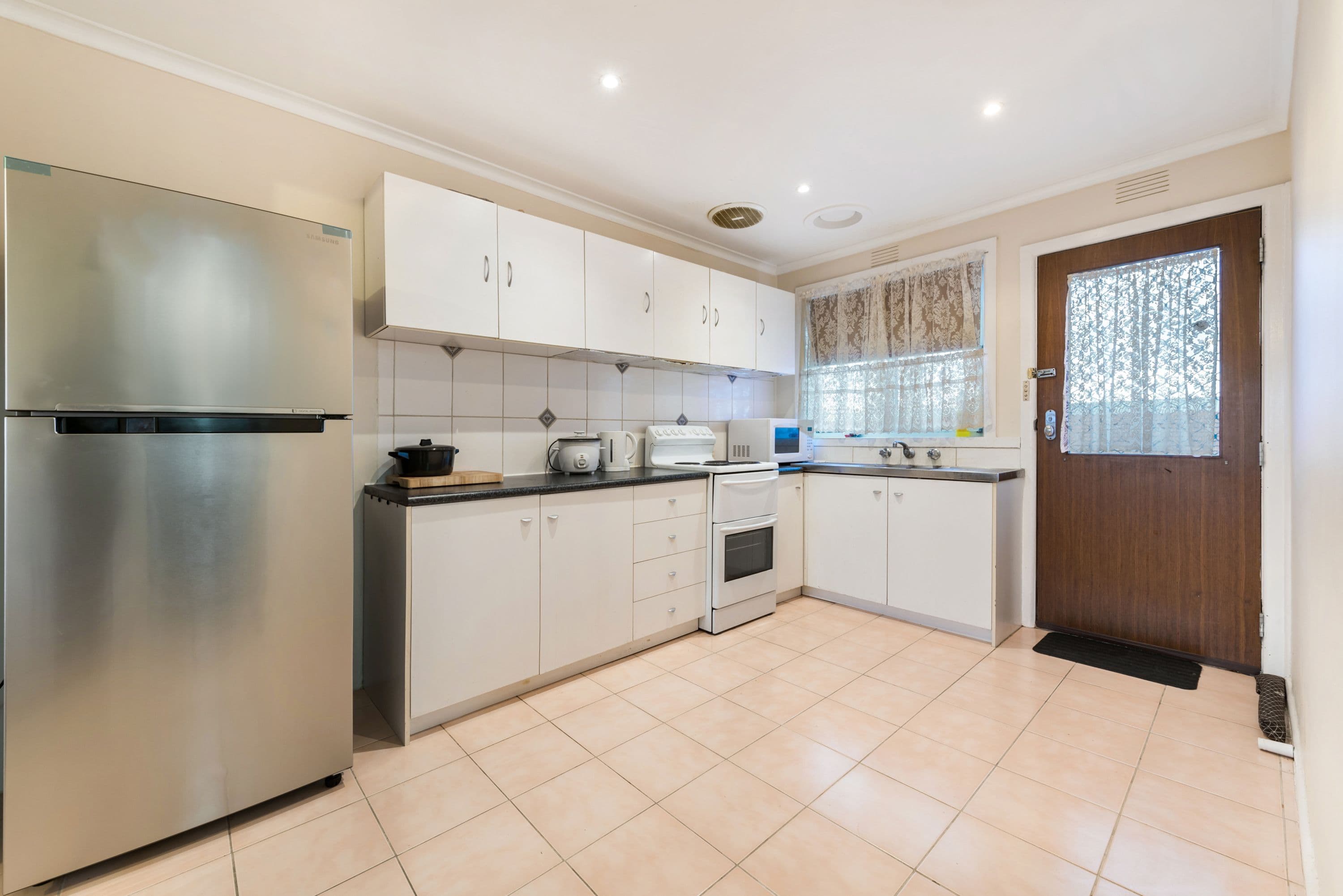 33 Gladstone Road, Dandenong VIC 3175, Dandenong - Thumbnail 6