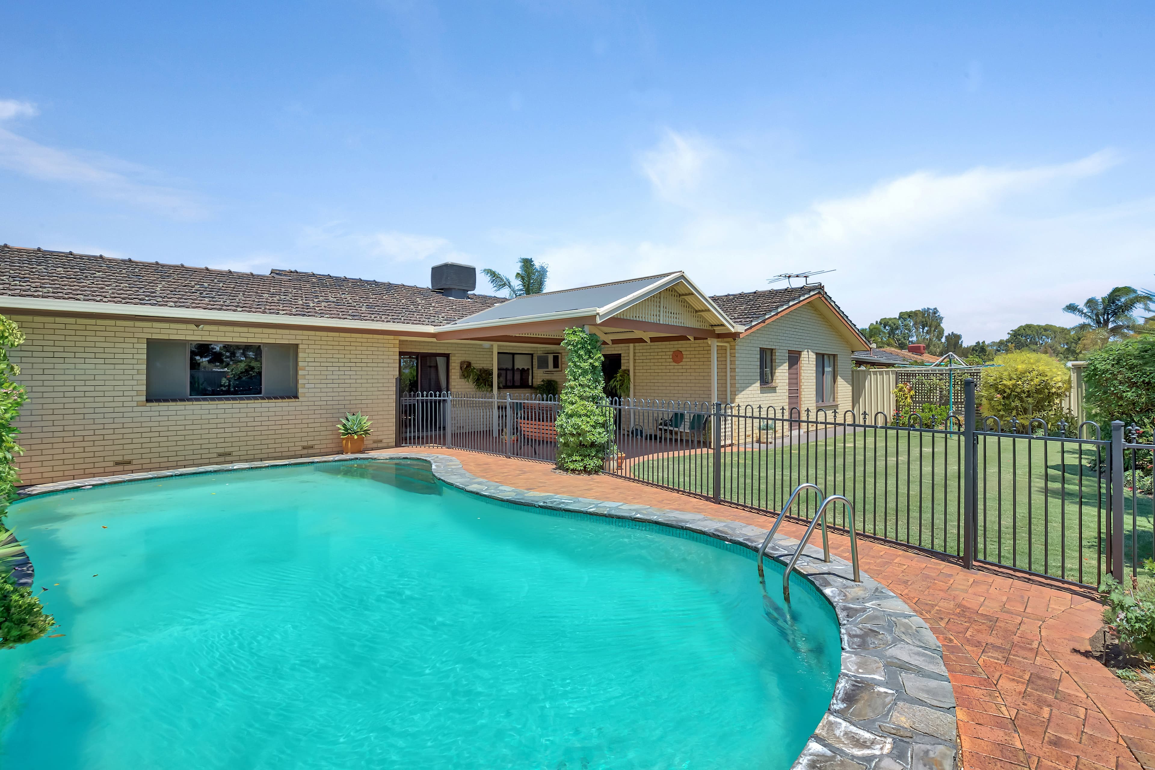 15 Chatswood Crescent, Kidman Park SA 5025, Kidman Park - Thumbnail 3