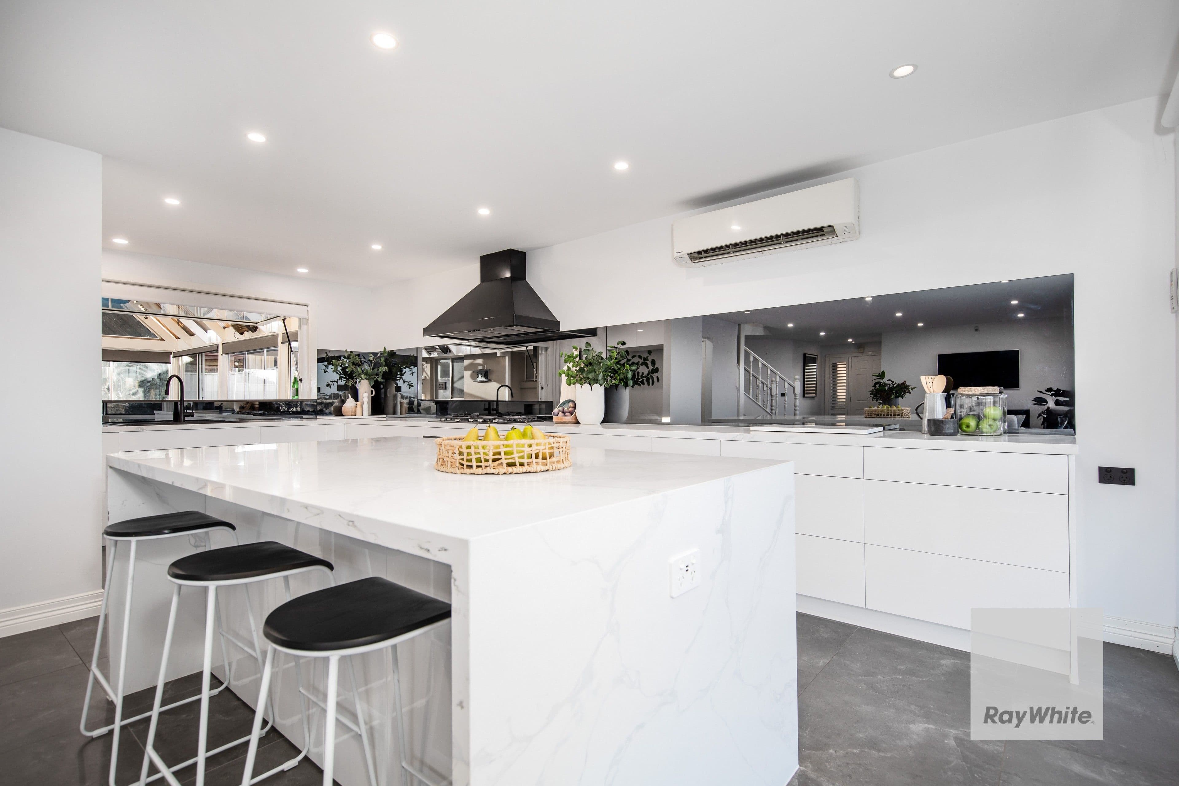 91 Rowan Drive, Kealba VIC 3021, Kealba - Thumbnail 4