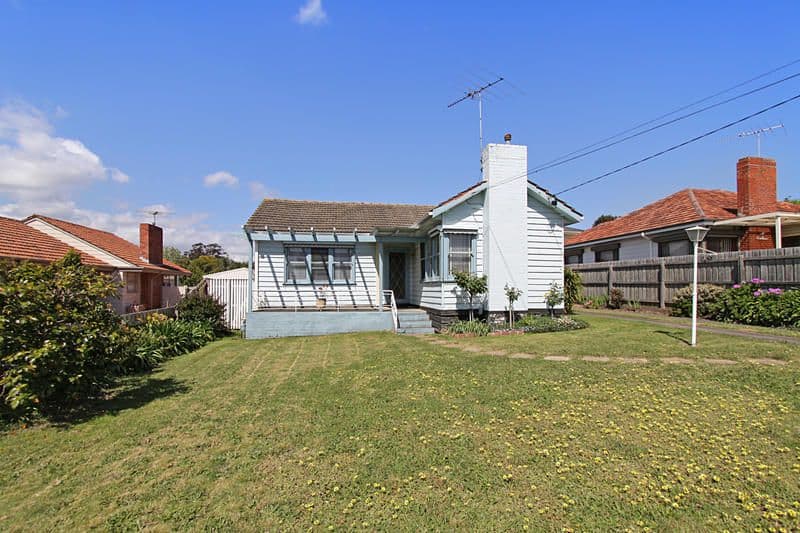 42 Carmichael Road, OAKLEIGH EAST VIC 3166, Oakleigh East - Thumbnail 2