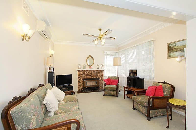 42 Carmichael Road, OAKLEIGH EAST VIC 3166, Oakleigh East - Thumbnail 3