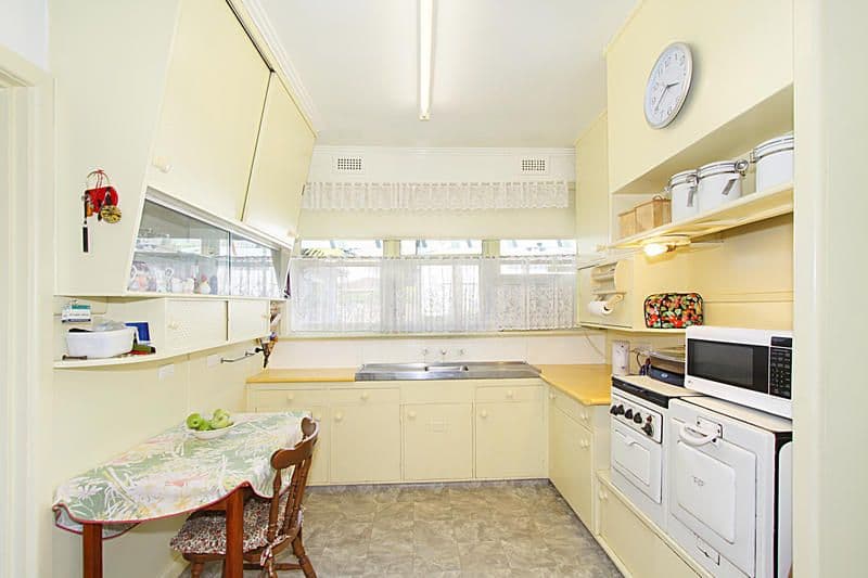 42 Carmichael Road, OAKLEIGH EAST VIC 3166, Oakleigh East - Thumbnail 5