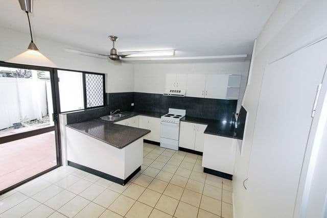 15 Rigg Street, Woree QLD 4868, Woree - Thumbnail 2