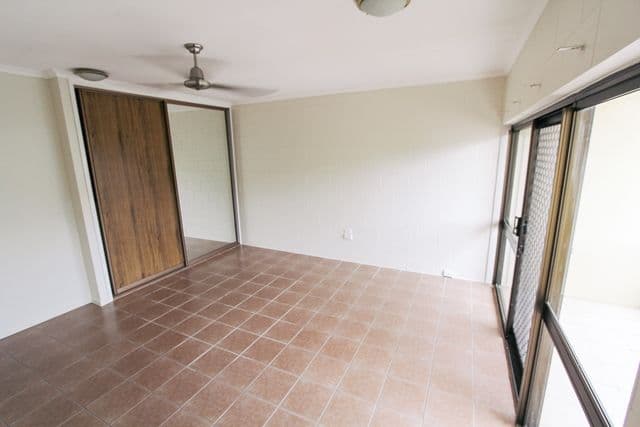 15 Rigg Street, Woree QLD 4868, Woree - Thumbnail 8