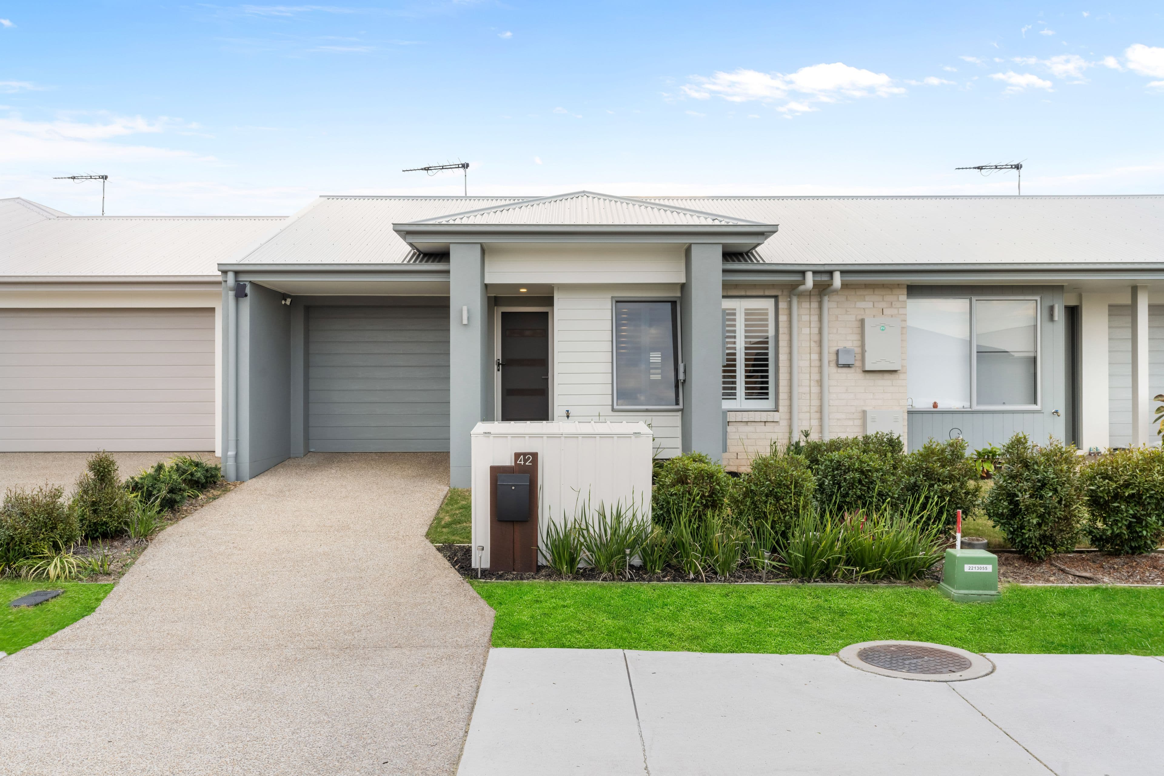 42 Crawford Street, Strathpine QLD 4500, Strathpine - Image 1