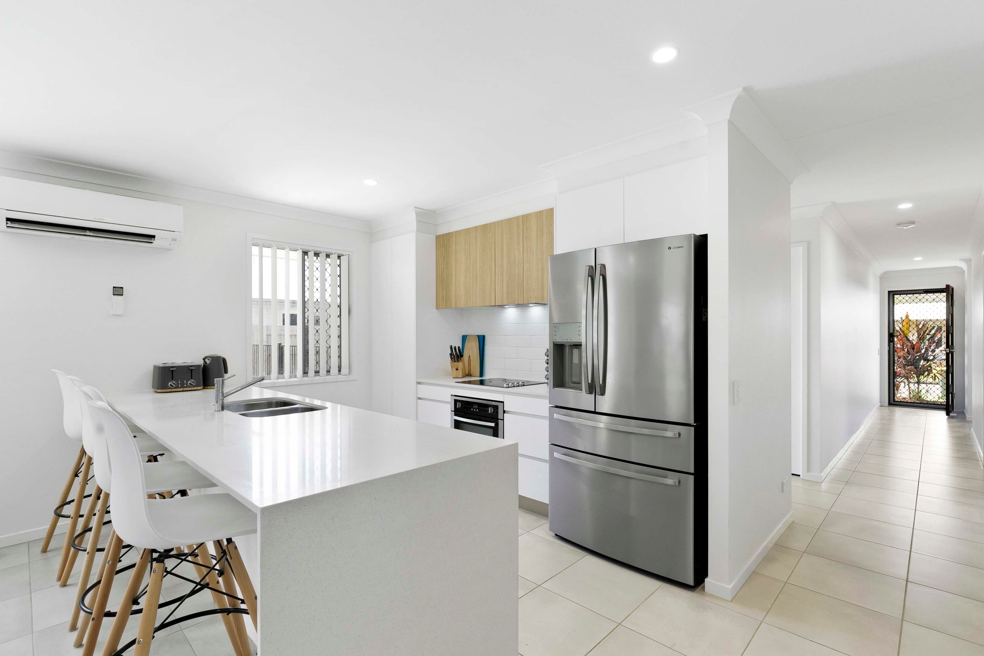 57 Halcyon Drive, Wondunna QLD 4655, Wondunna - Thumbnail 2