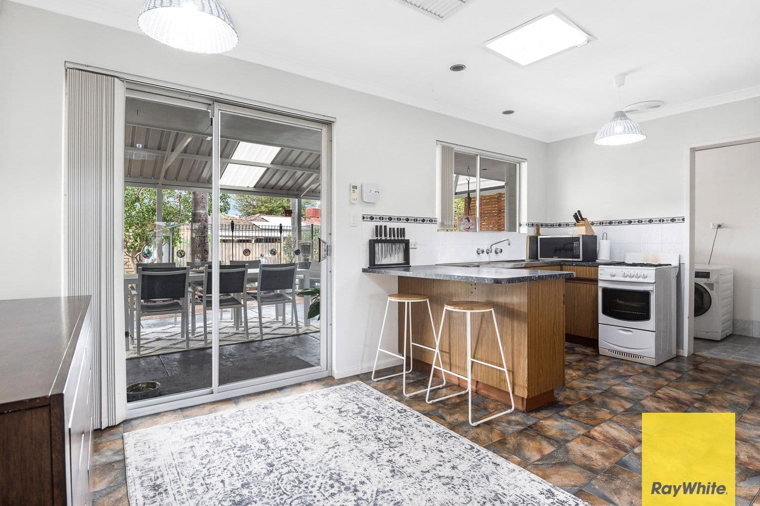 79 Glyndebourne Avenue, Thornlie WA 6108, Thornlie - Thumbnail 7