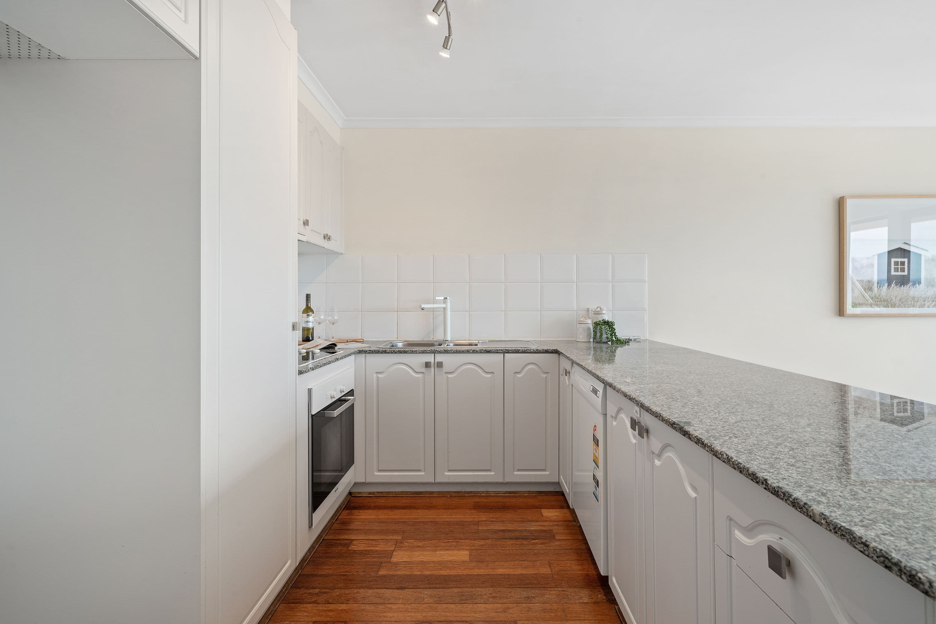 27 Leahy Close, Narrabundah ACT 2604, Narrabundah - Thumbnail 6