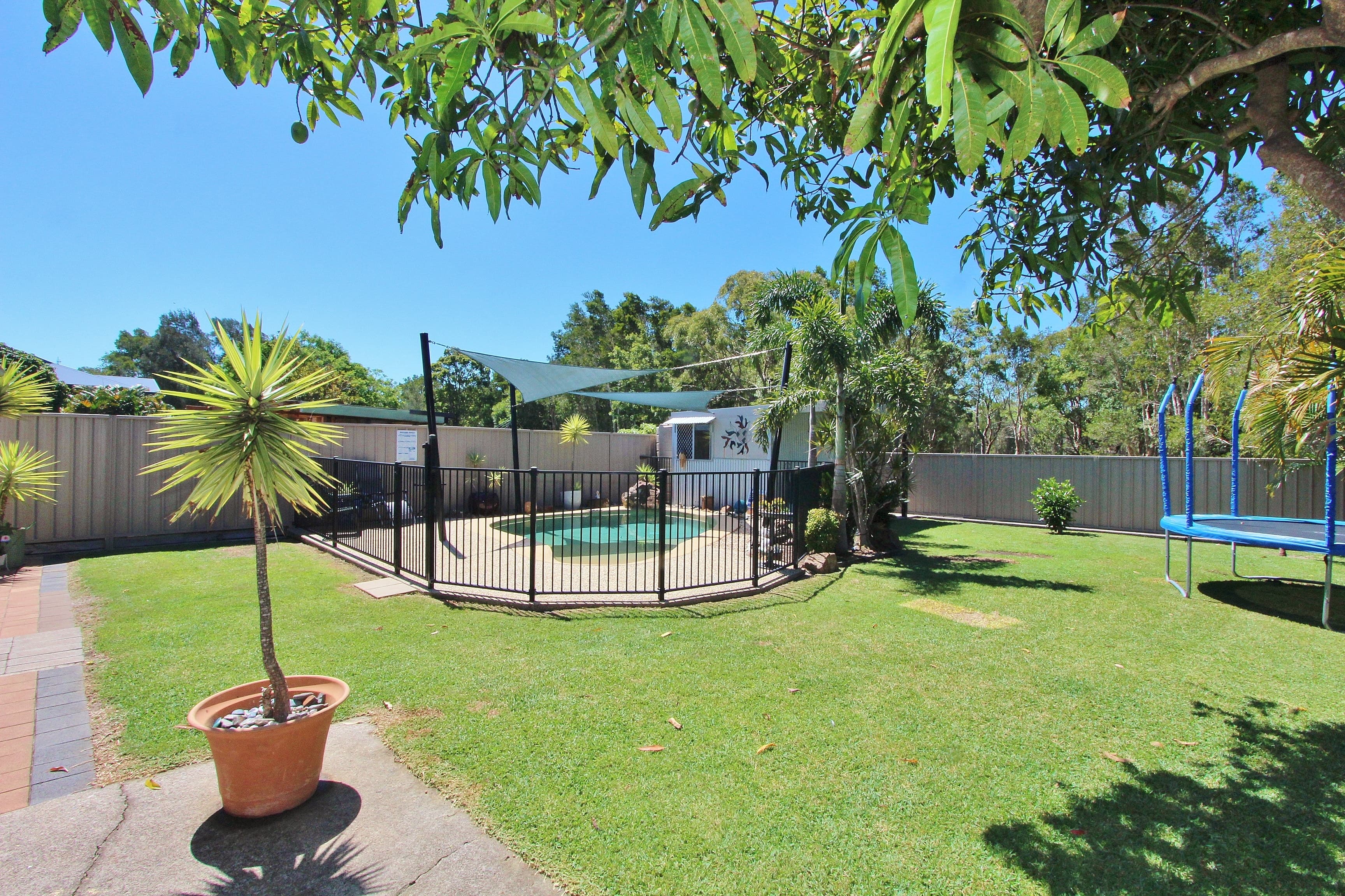 37 Eames Avenue, North Haven, North Haven - Thumbnail 3