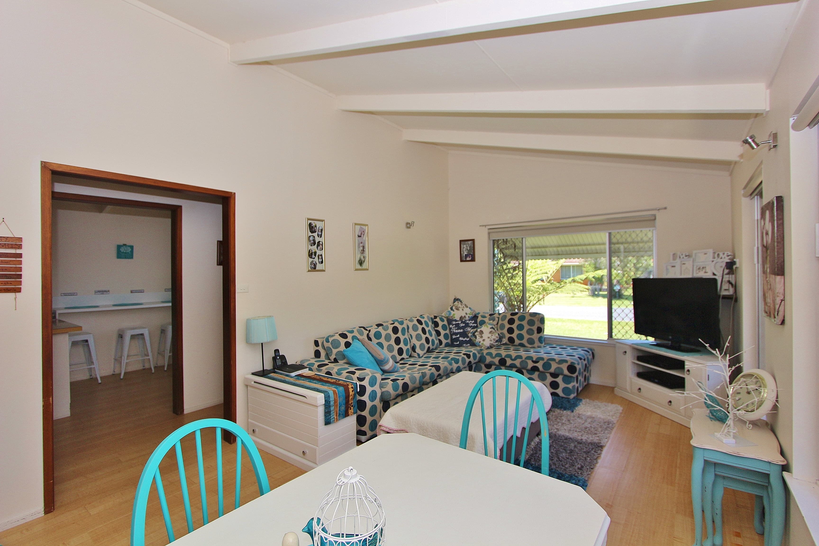 37 Eames Avenue, North Haven, North Haven - Thumbnail 4