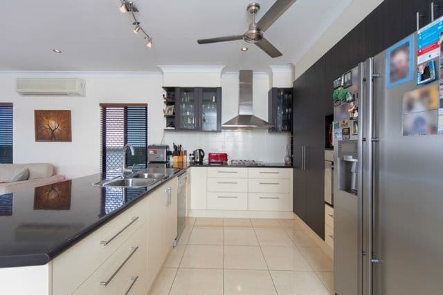 40 Treetop Drive, MOUNT SHERIDAN QLD 4868, Mount Sheridan - Thumbnail 3