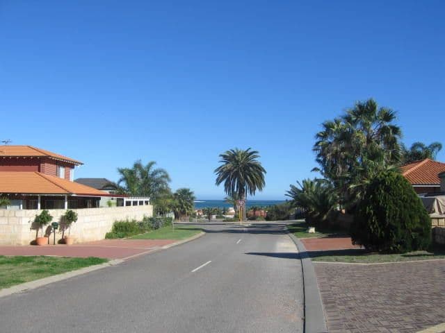 14 Endeavour Drive, WANDINA WA 6530, Wandina - Thumbnail 2