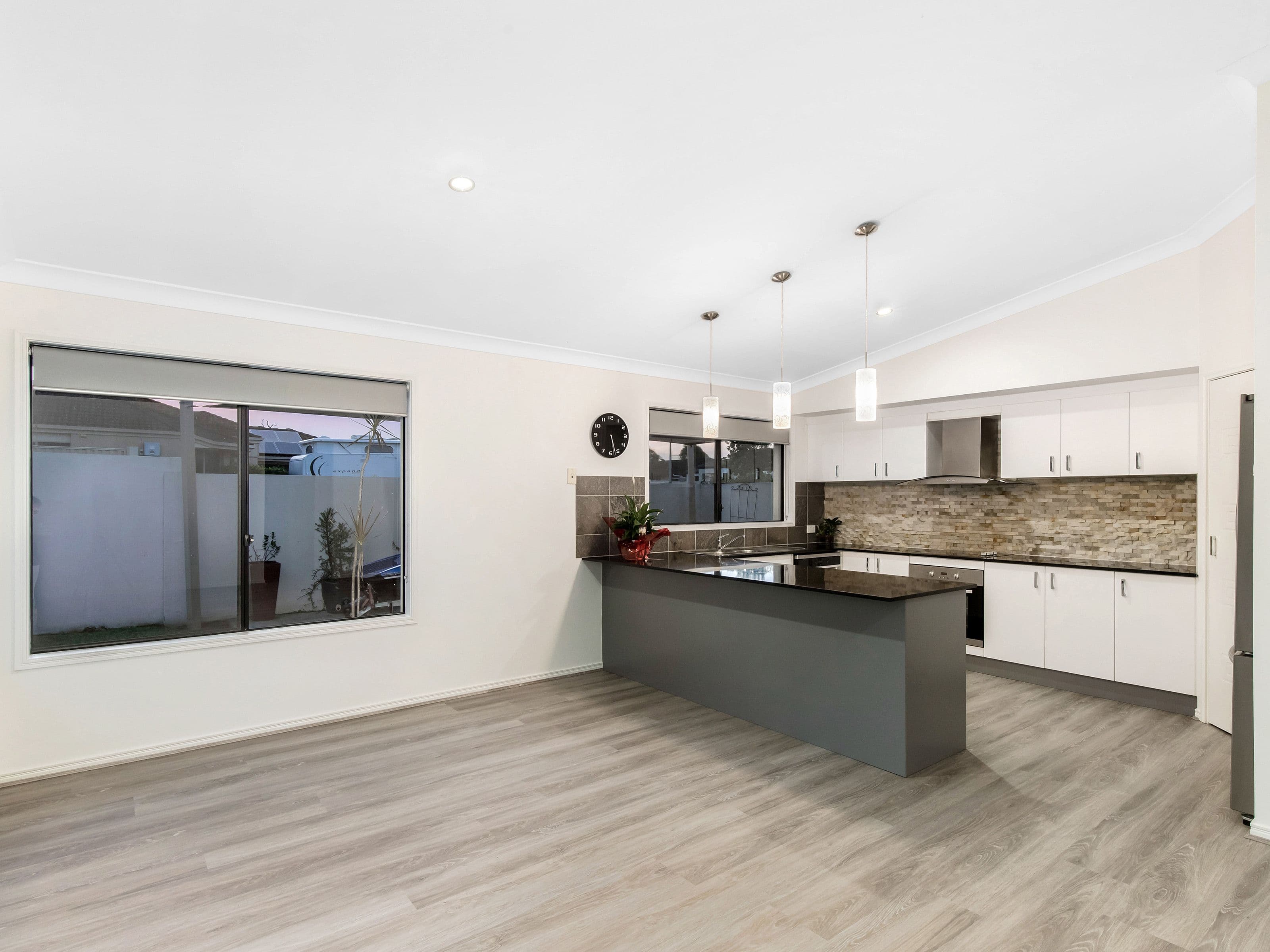 20 Broxbourne Place, Oxenford QLD 4210, Oxenford - Thumbnail 8