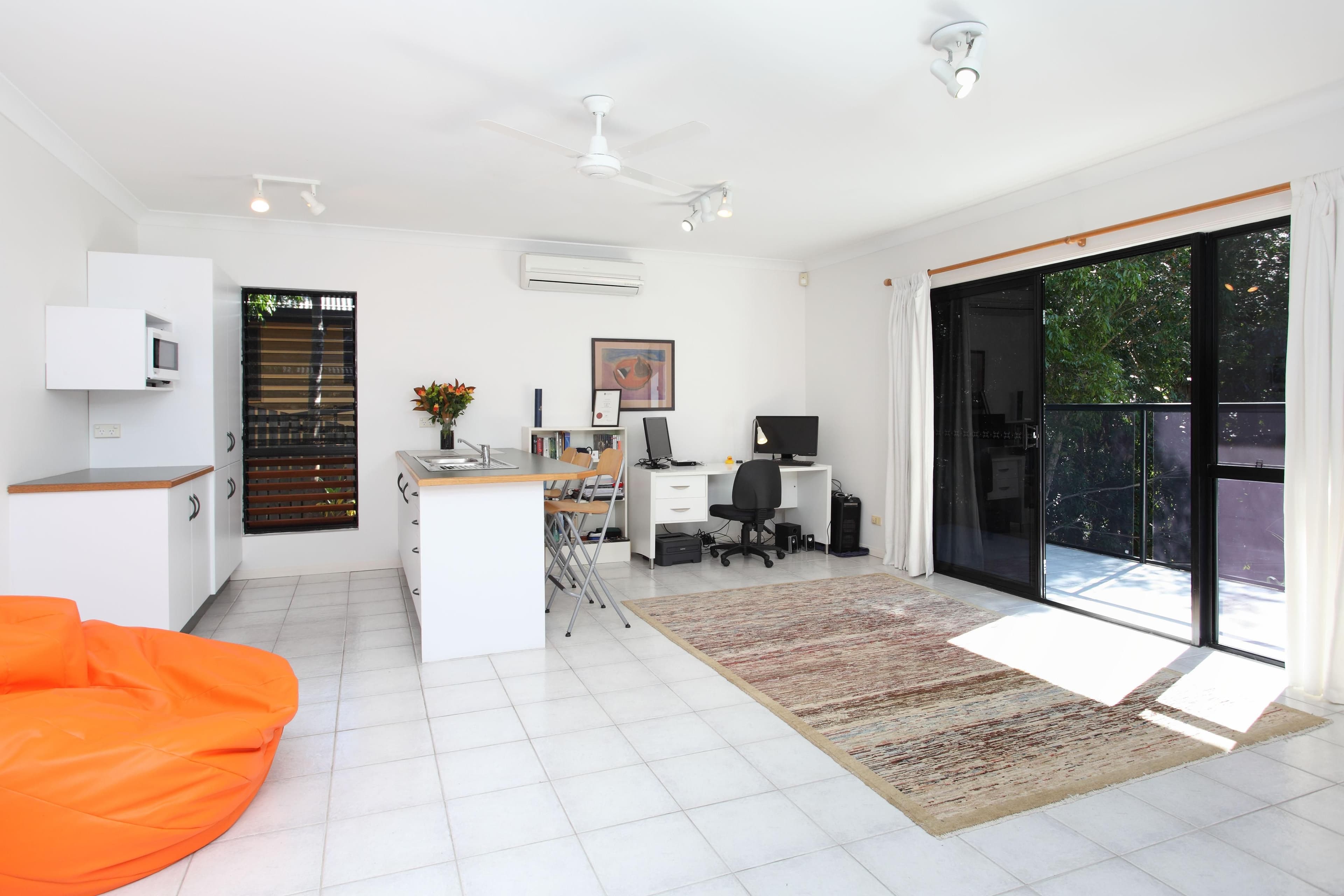 30 Chapel Hill Road, CHAPEL HILL QLD 4069, Chapel Hill - Thumbnail 5