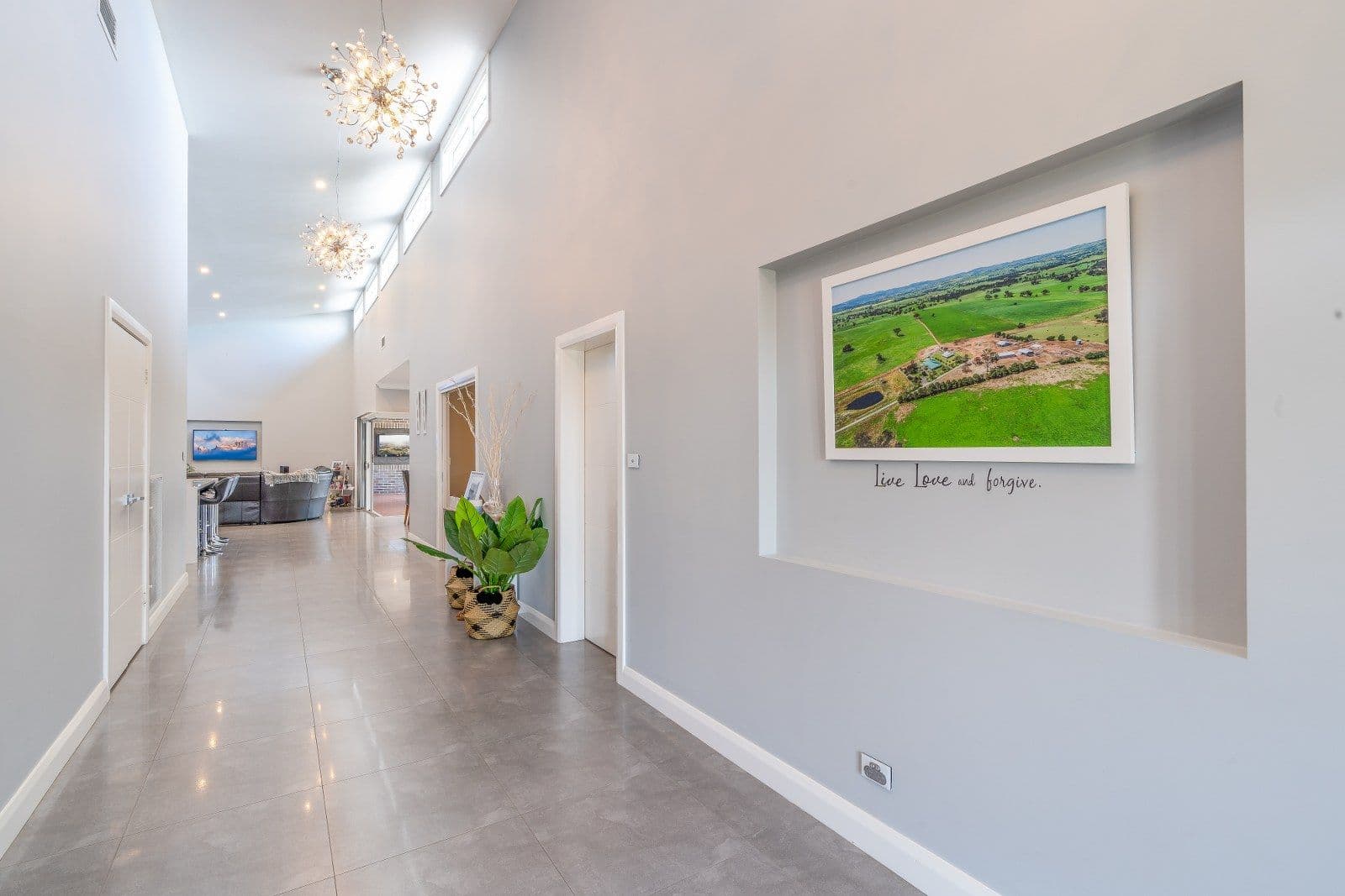 28 Taloumbi Place, Orange NSW 2800, Orange - Thumbnail 3