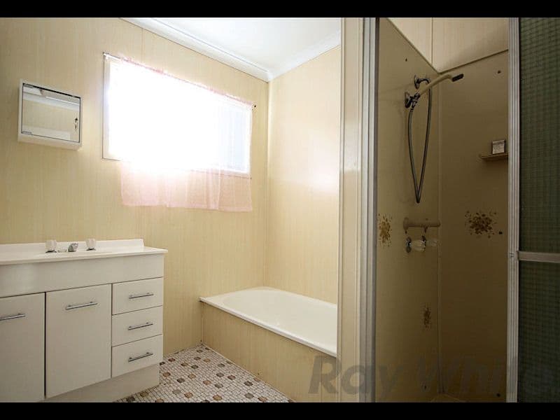 297 South Station Road, RACEVIEW QLD 4305, Raceview - Thumbnail 7