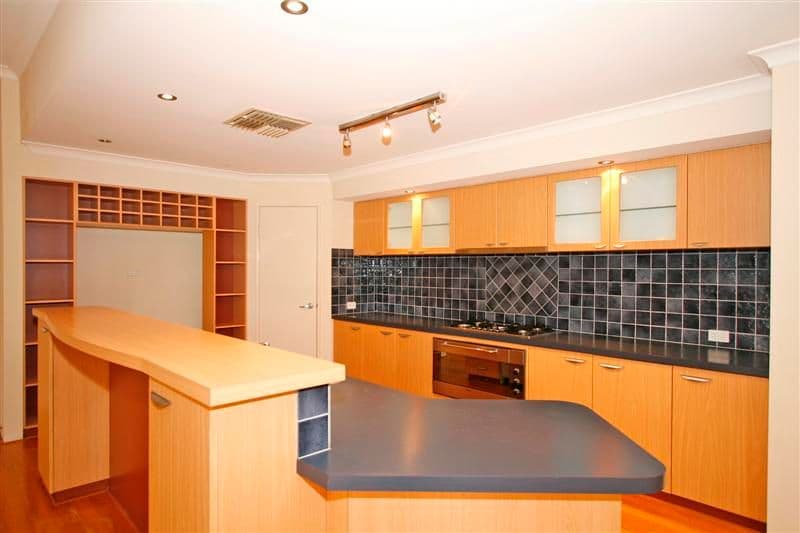 12 Roebuck Avenue, CANNING VALE WA 6155, Canning Vale - Thumbnail 5