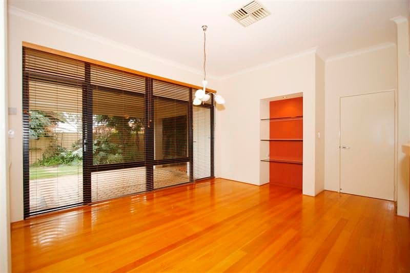 12 Roebuck Avenue, CANNING VALE WA 6155, Canning Vale - Thumbnail 6