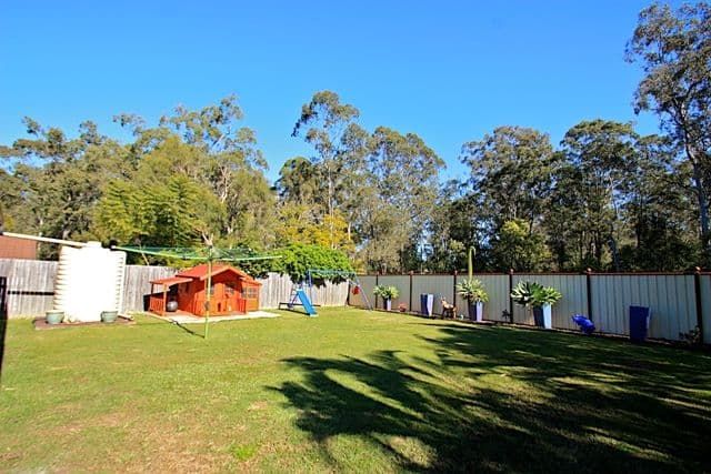 34 Glenelg Drive, BRASSALL QLD 4305, Brassall - Thumbnail 6