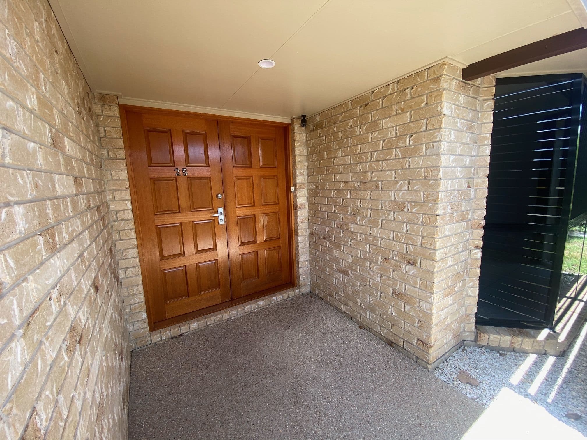 25 Townsend Street, Bucasia QLD 4750, Bucasia - Thumbnail 2