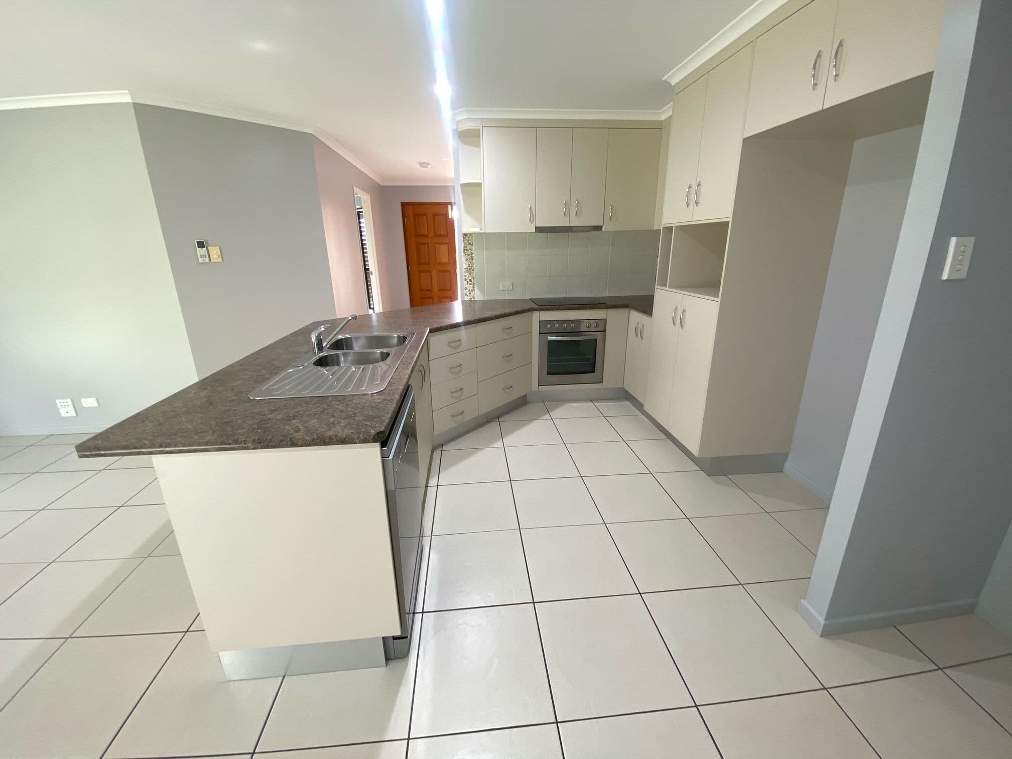 25 Townsend Street, Bucasia QLD 4750, Bucasia - Thumbnail 4