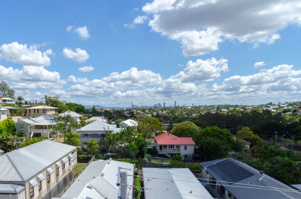 12 Hockings Street, Holland Park West QLD 4121, Holland Park West - Thumbnail 2