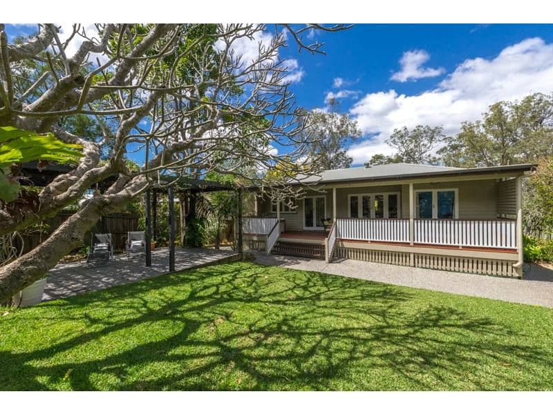 11 Amarina Avenue, ASHGROVE QLD 4060, Ashgrove - Thumbnail 3