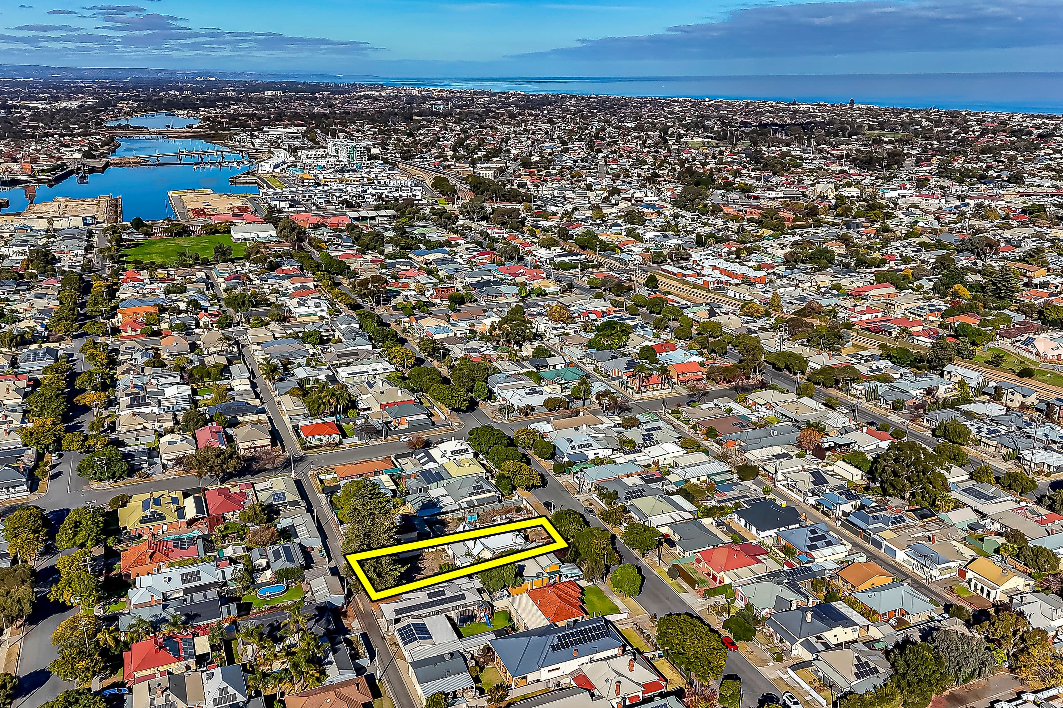 64 Roberts Street, Birkenhead SA 5015, Birkenhead - Thumbnail 4