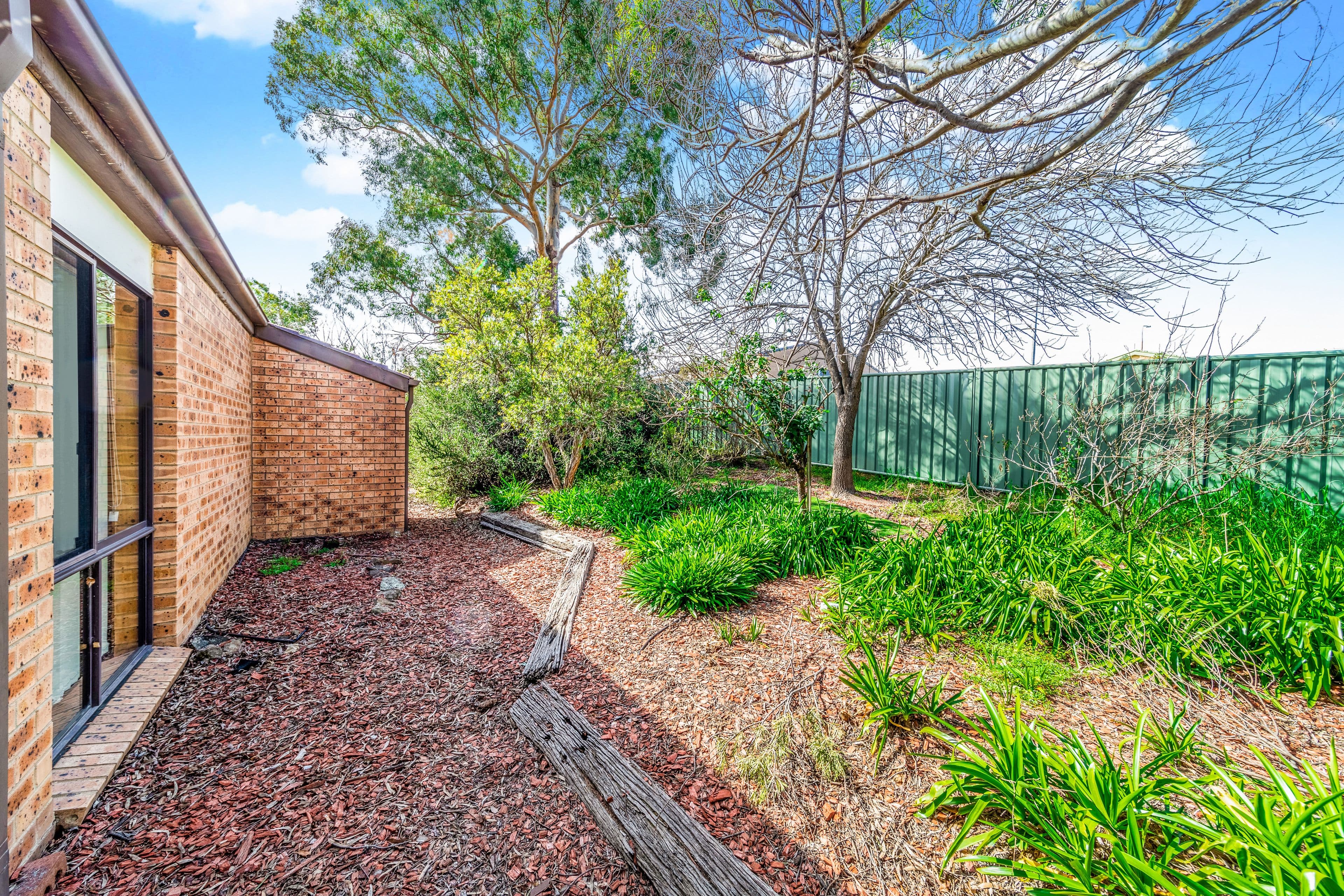3 Macvitie Place, Macquarie ACT 2614, Macquarie - Thumbnail 2