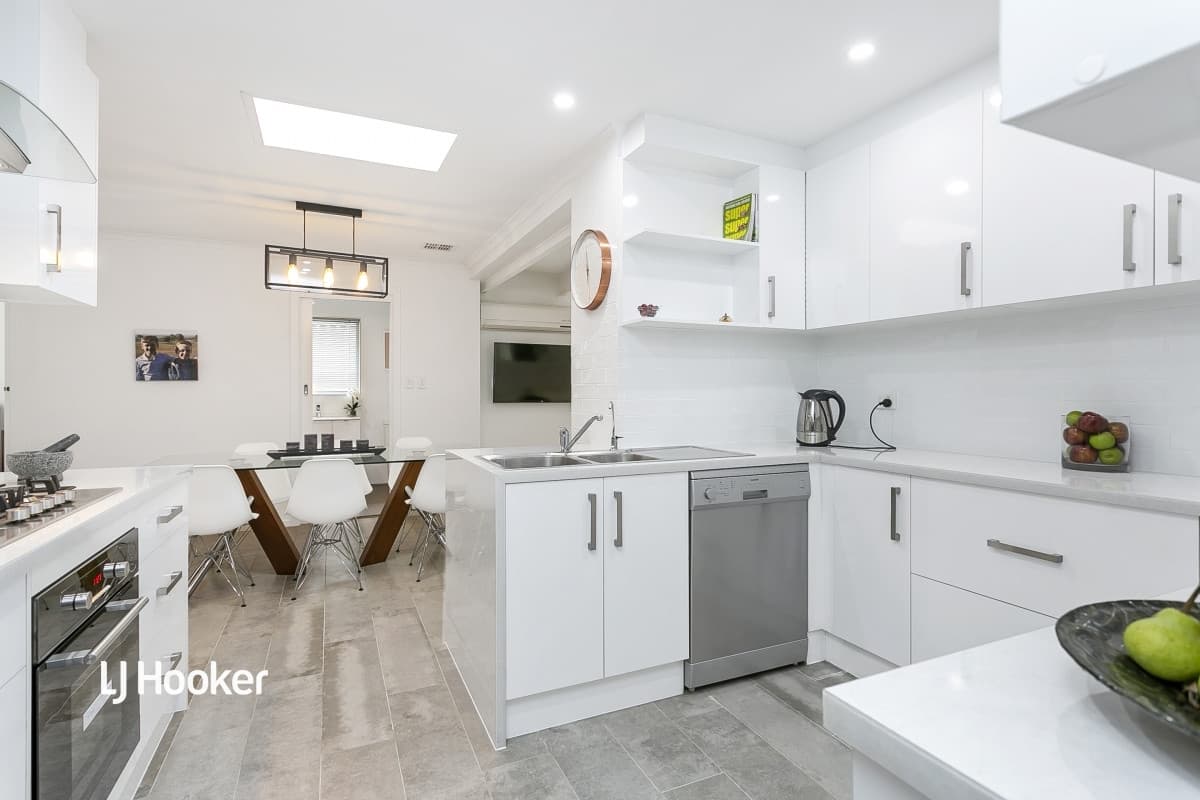 11 Chardonnay Crescent, Wynn Vale SA 5127, Wynn Vale - Thumbnail 8
