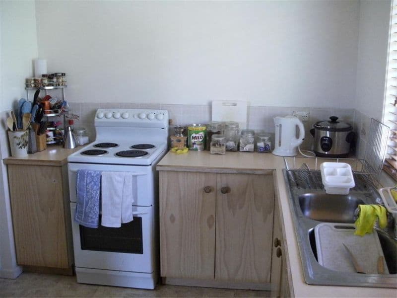 47  Tavistock Street, TORQUAY QLD 4655, Torquay - Thumbnail 4