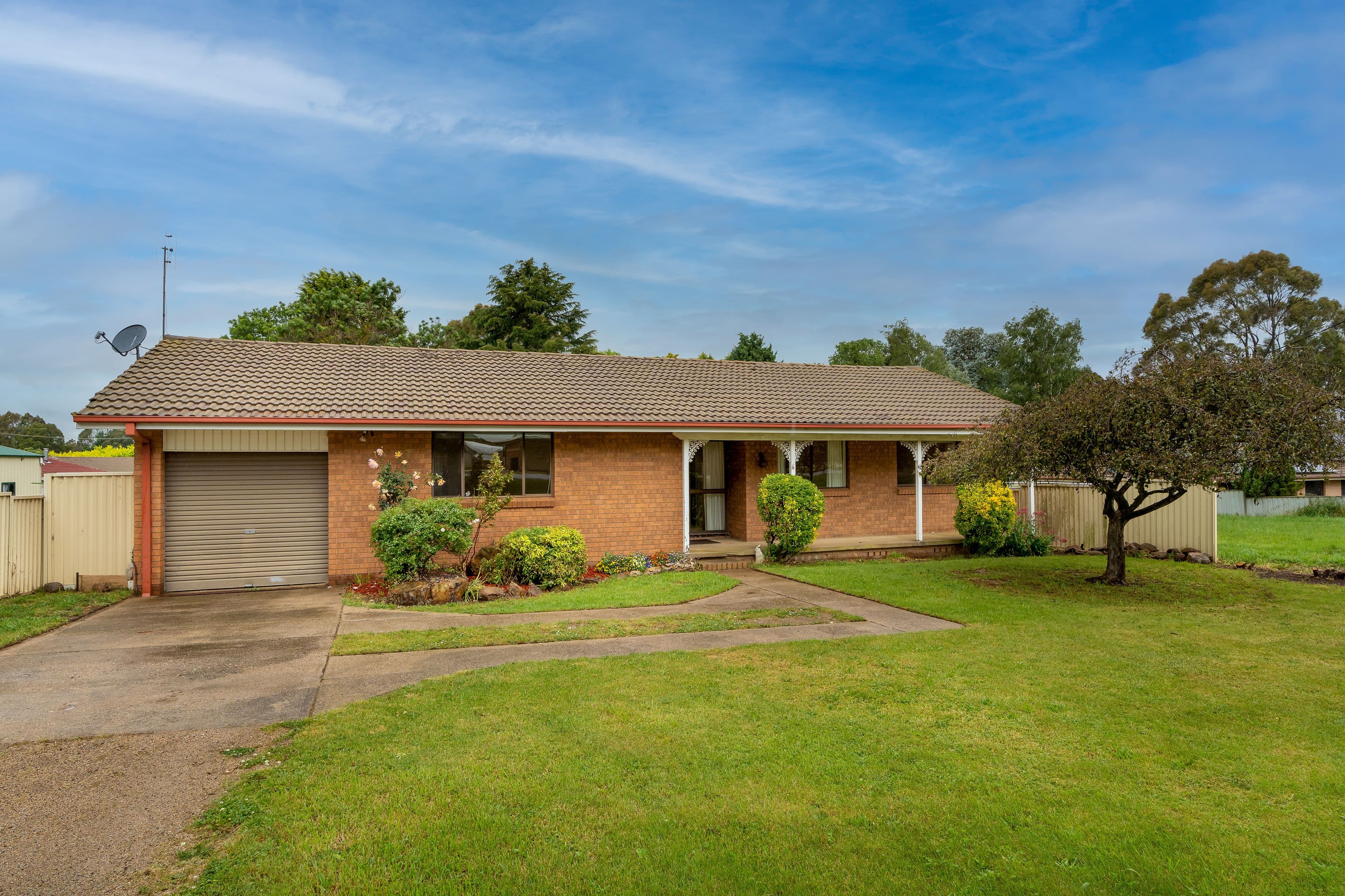 6 Tarana Crescent, Oberon NSW 2787, Oberon - Image 1