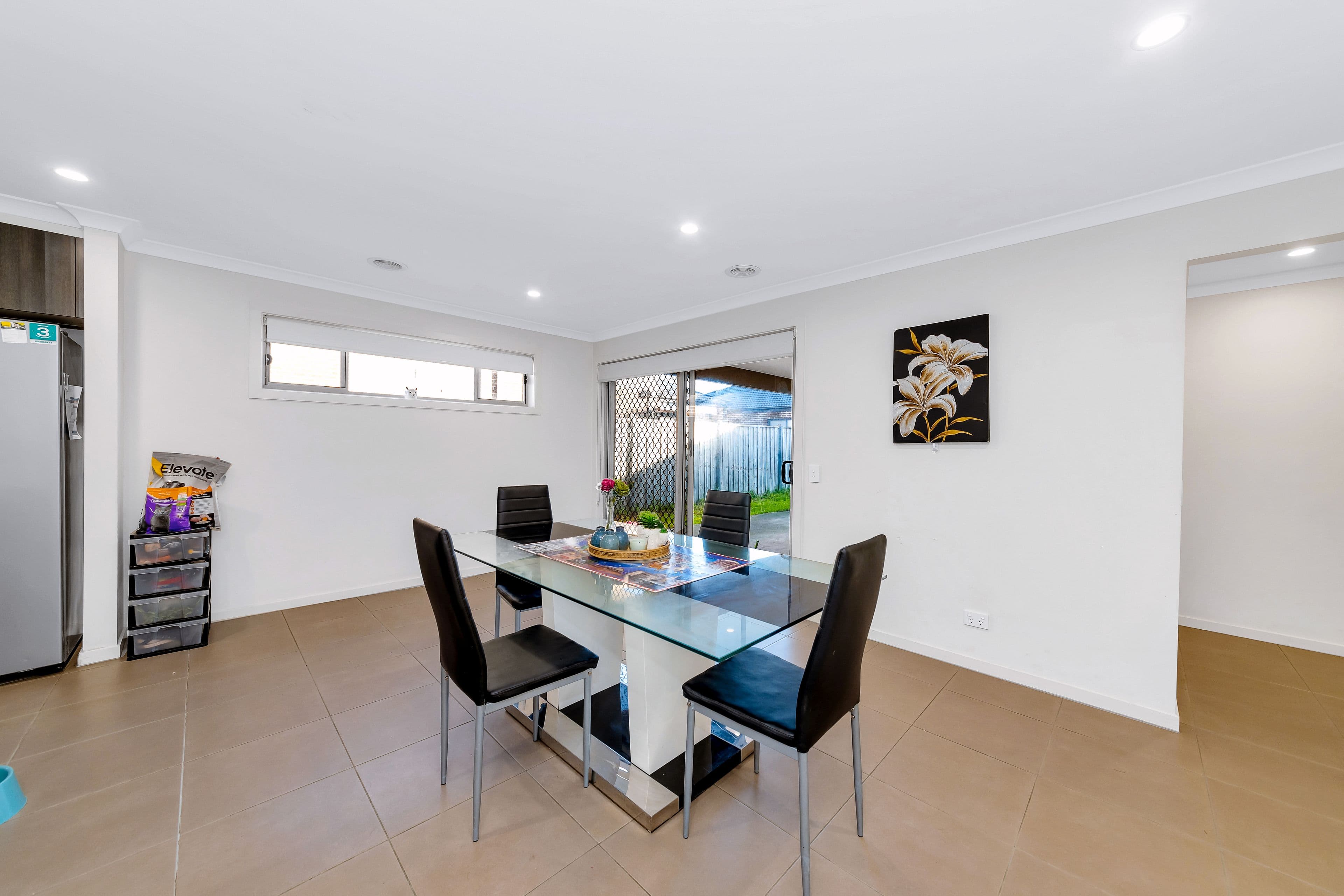 89 Thoroughbred Drive, Clyde North VIC 3978, Clyde North - Thumbnail 4