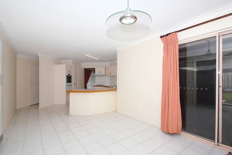 11 Oberon Drive, CARRUM DOWNS VIC 3201, Carrum Downs - Thumbnail 6