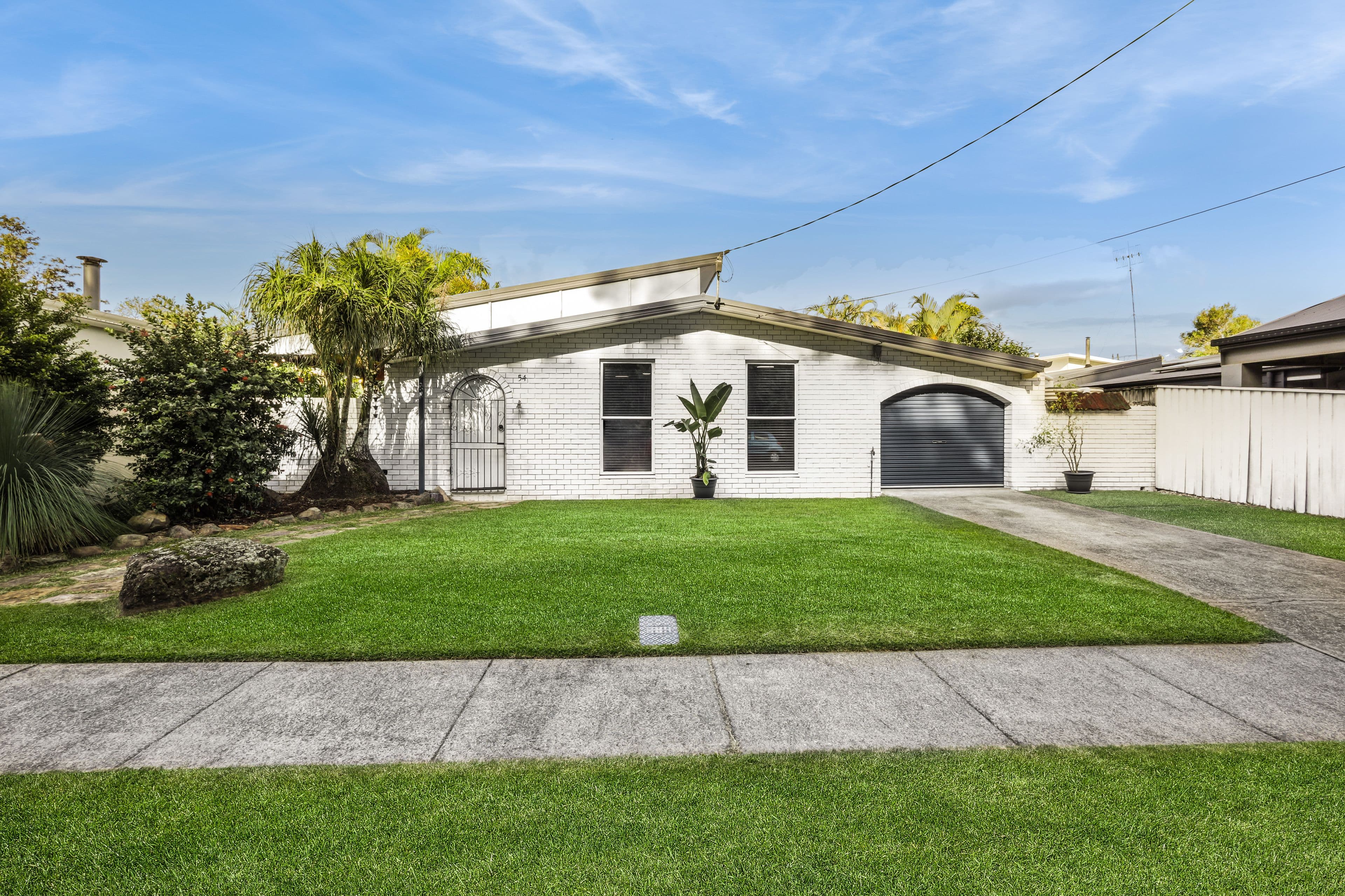 54 Djerral Avenue, Burleigh Heads QLD 4220, Burleigh Heads - Thumbnail 3