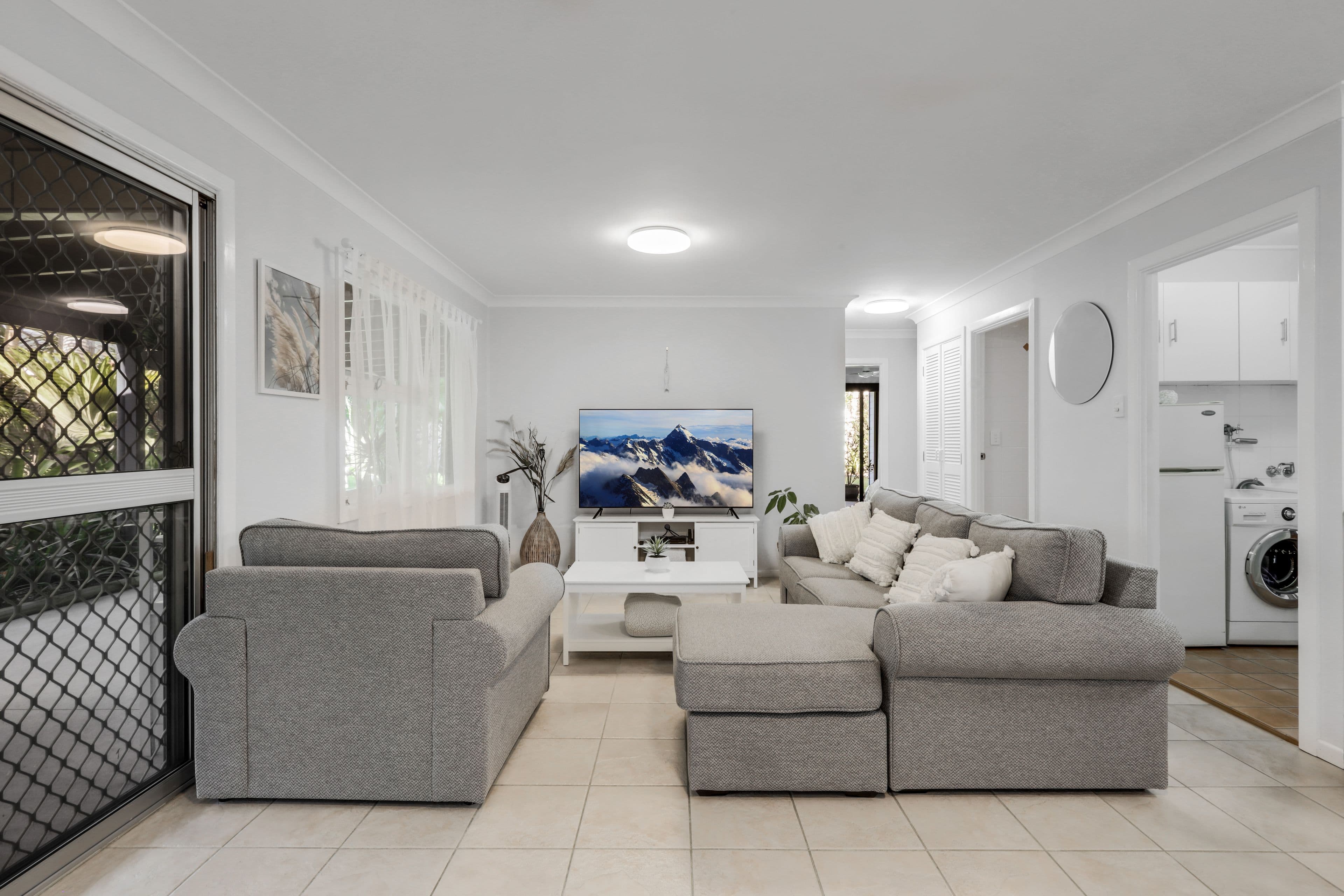 54 Djerral Avenue, Burleigh Heads QLD 4220, Burleigh Heads - Thumbnail 7