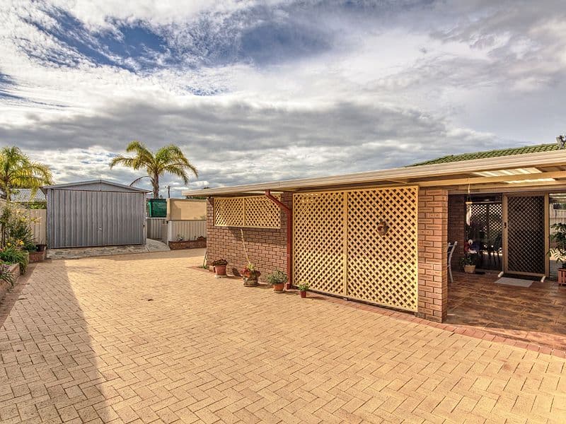 13 Nettleton Way, SAFETY BAY WA 6169, Safety Bay - Thumbnail 2