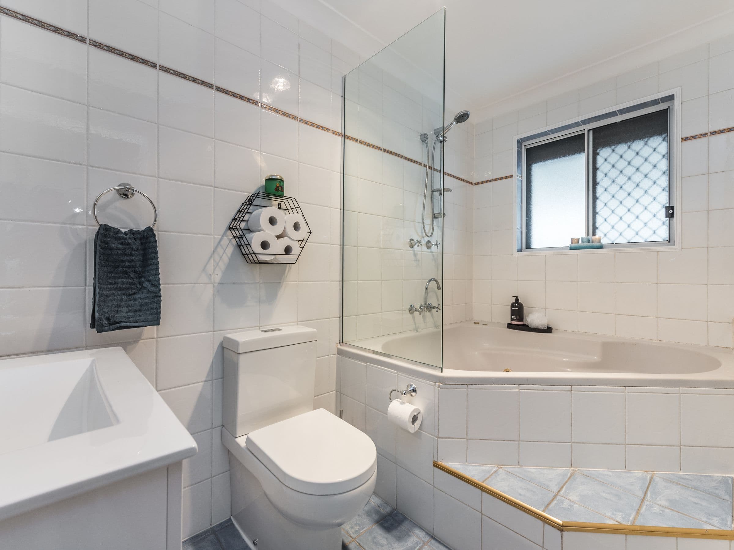 9 Rochelle Court, Edens Landing QLD 4207, Edens Landing - Thumbnail 7