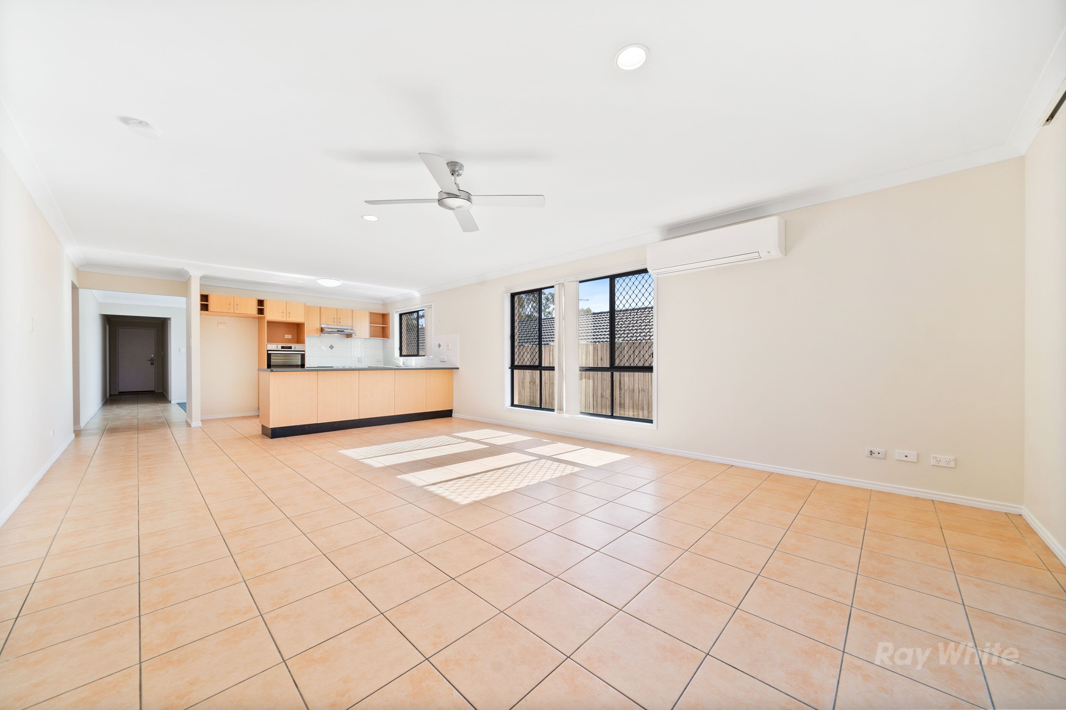 28 Viewpoint Drive, Springfield Lakes QLD 4300, Springfield Lakes - Thumbnail 5