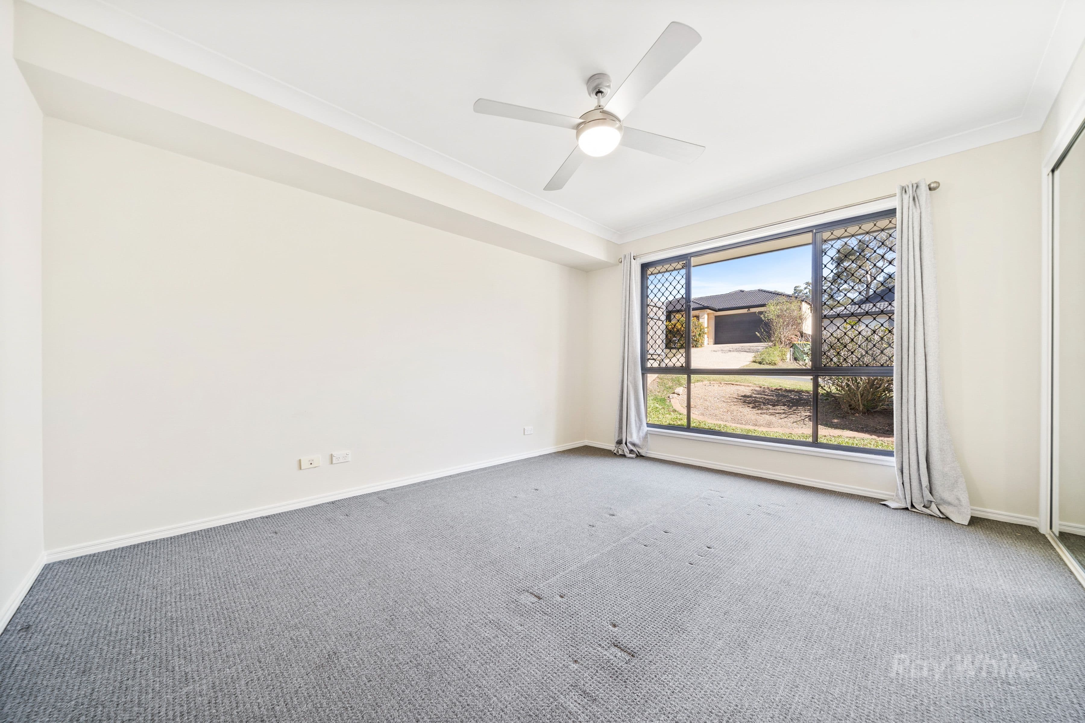 28 Viewpoint Drive, Springfield Lakes QLD 4300, Springfield Lakes - Thumbnail 7