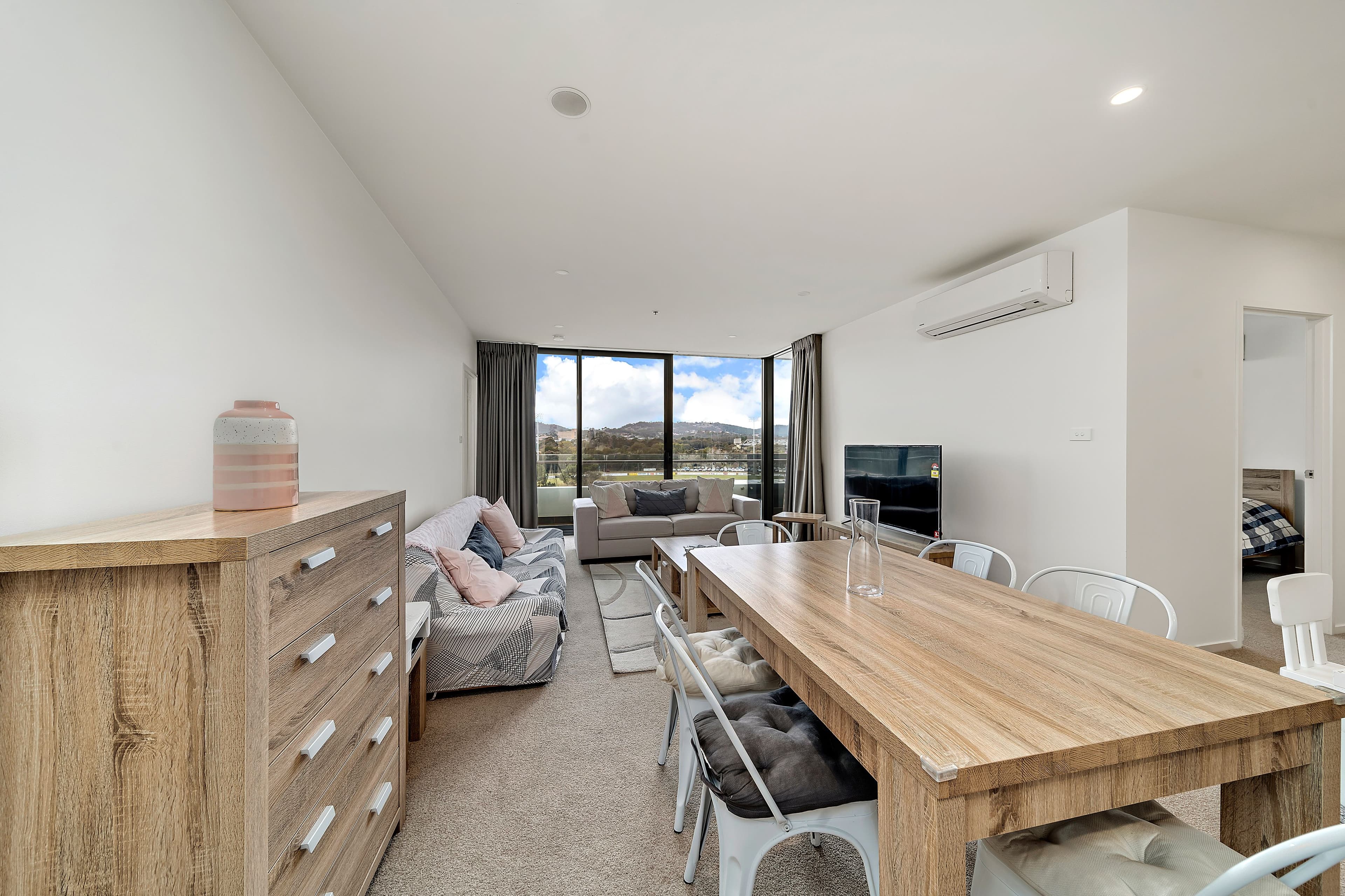 7 Irving Street, Phillip ACT 2606, Phillip - Thumbnail 3